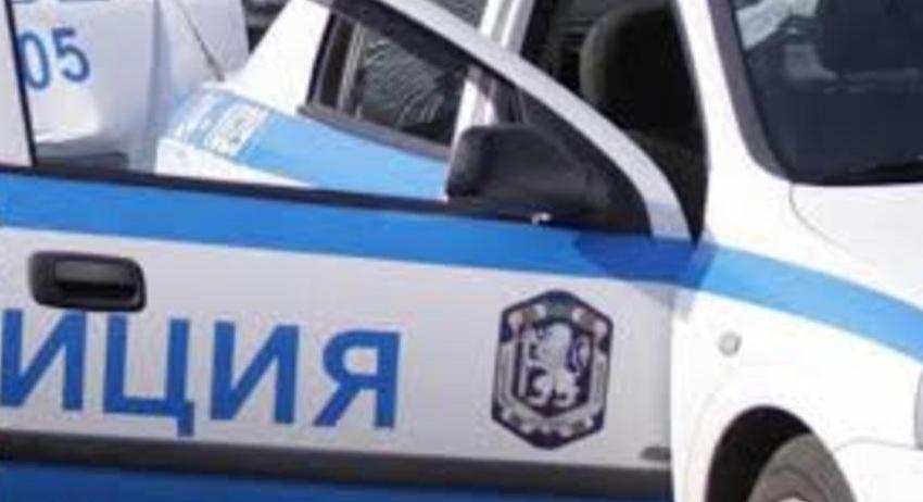 Крадец разби витрина на магазин в Попово 