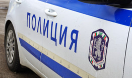 Криминалисти върнаха на възрастна жена открадната от дома й парична сума