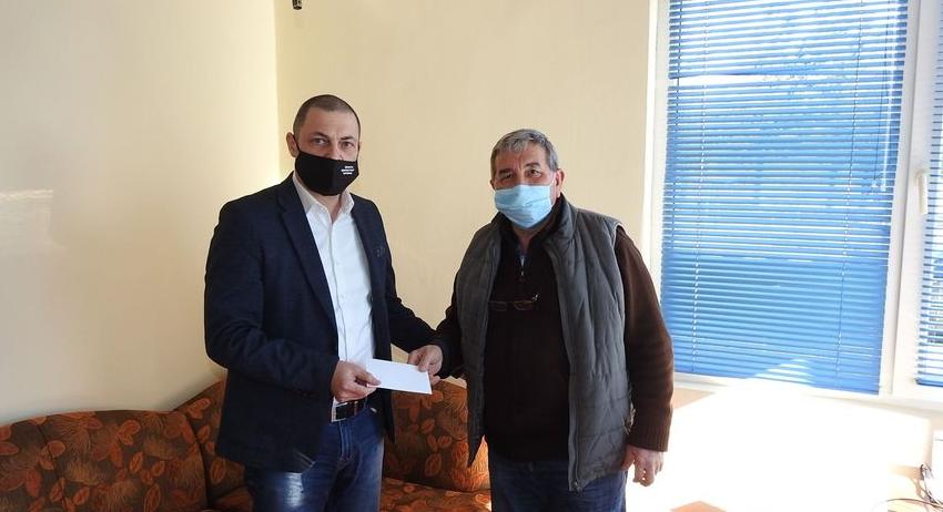 Митко Стайков съдейства за градежа на джамия в Трескавец