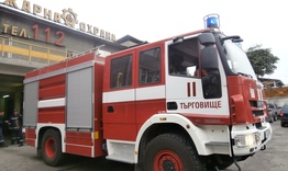 Пожар в предприятие в Попово 
