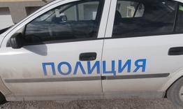 Тютюн без бандерол и незаконни дърва установени при акция в Омуртаг