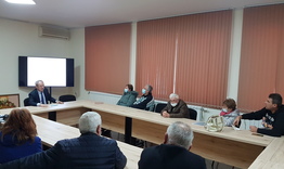 Опасна растителност на ул. „Спиридон Грамадов“