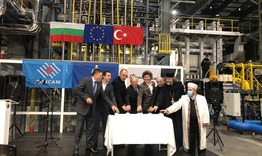 Запалиха нова пещ в стъкларските заводи край Търговище