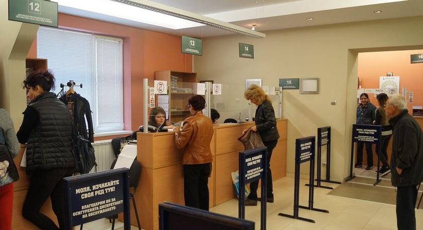 Центърът за административно обслужване на Община Търговище е с ново работно време