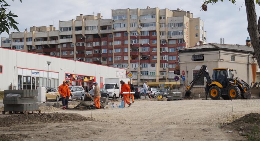 Започна изграждането на нов общински паркинг в Търговище
