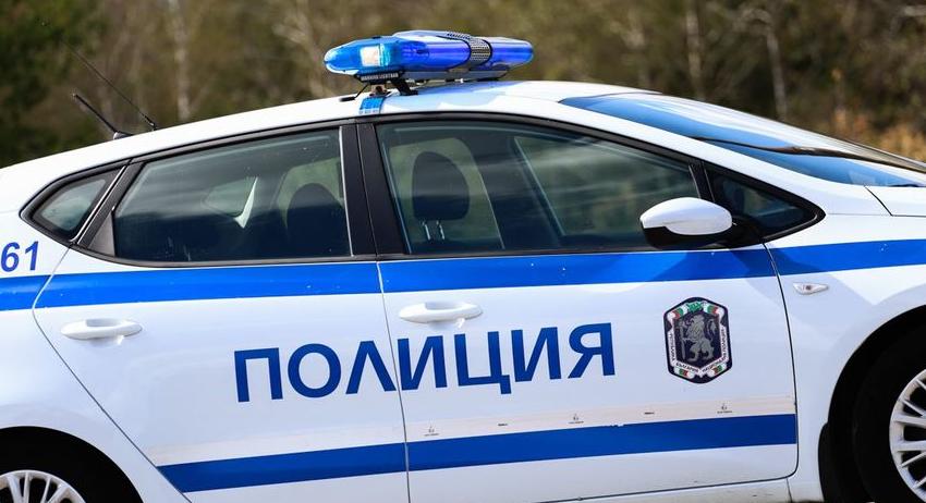 Взломна кражба разследват в РУ-Попово