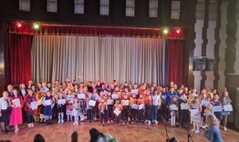 На тържествена церемония отличиха 82 деца с изявени дарби от Търговище
