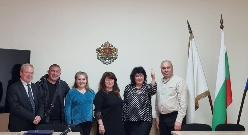 Връчиха наградите на отличените в конкурса "Да украсим за Коледа община Търговище"