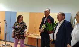 Нов апарат за вено пункции е на разположение на малките пациенти в отделение по педиатрия в МБАЛ- Търговище
