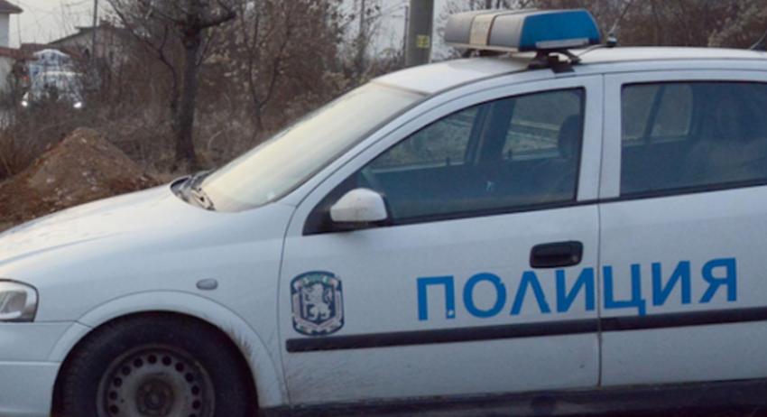 Две домови кражби разследват криминалисти в Попово.