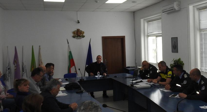 Областният управител свика извънредно Областната комисия по безопасност на движението по пътищата в Търговищко