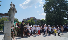 Търговище почете делото на Ботев и загиналите за свободата и независимостта на България
