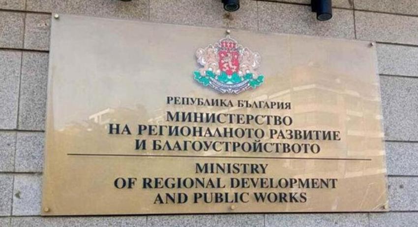 Министър Цеков е на работно посещение в област Търговище във връзка с проблемите с режима на вода в Омуртаг