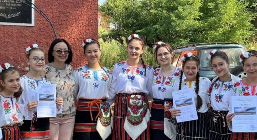 Областният управител приветства участниците в XII издание на Тракийския фолклорен събор "Фисека пее".