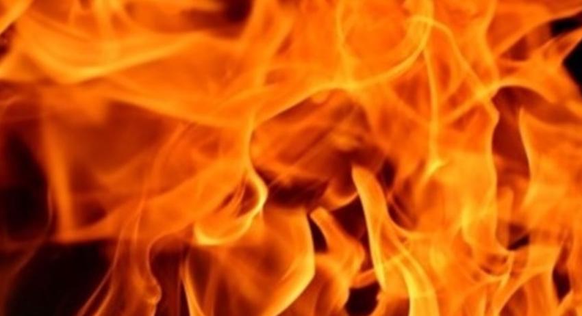 Пожар унищожи 80 ролонни бали слама 