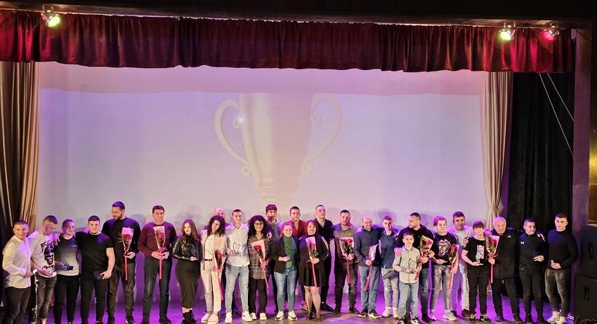 Областният управител на област Търговище поздрави най-добрите спортисти на Спортно училище "Никола Симов" в Търговище