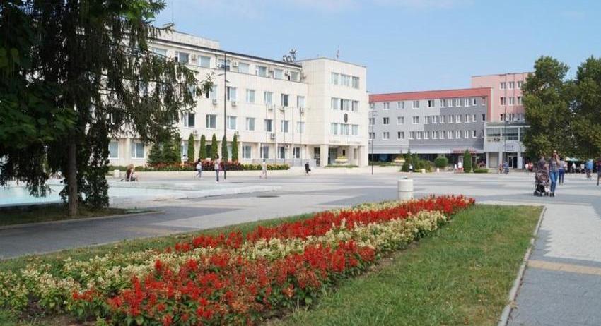 Играта „Намери петлето“ започва във Фейсбук страницата на пролетния панаир в Търговище