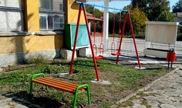 Граждани обновиха обществени пространства